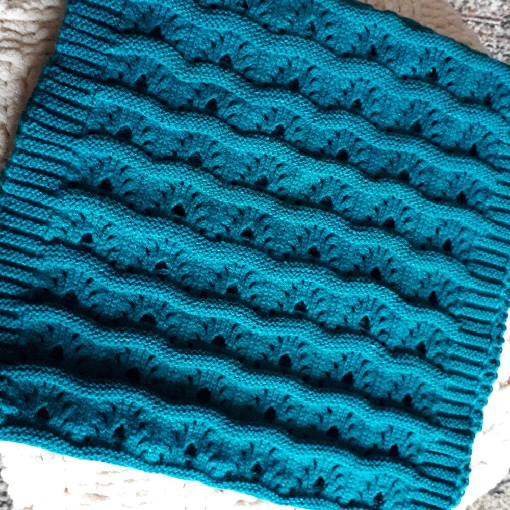 Infiniti scarf
